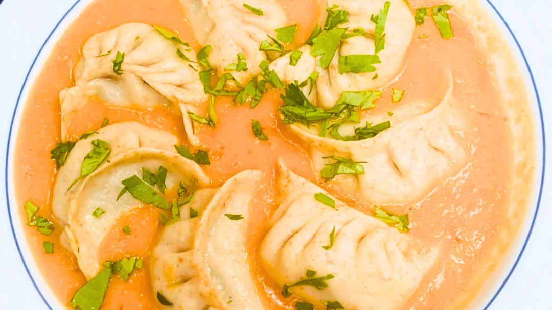 Jhol momo Pork
